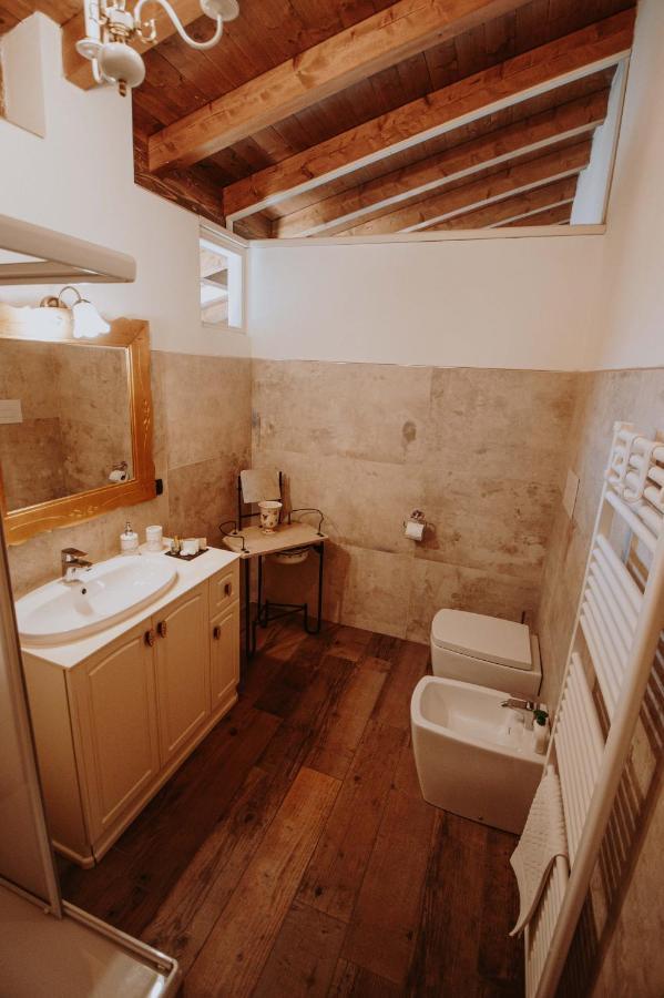B&B Casa Santa Lucia Manerba del Garda Eksteriør billede