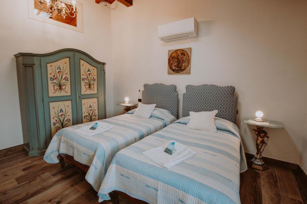 B&B Casa Santa Lucia Manerba del Garda Eksteriør billede