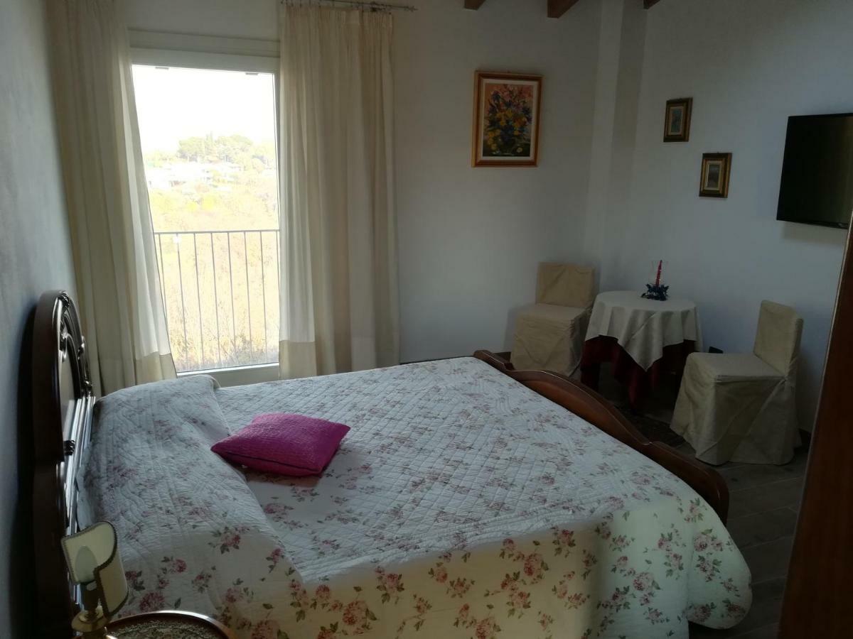 B&B Casa Santa Lucia Manerba del Garda Eksteriør billede